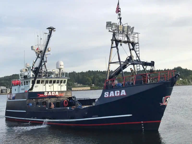 F/V Saga 30 inches fishing boat model