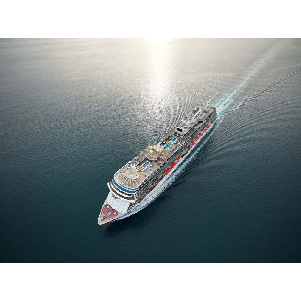 American Discovery Princess (Royal-Class) Cruise Ship 30 Inches Model