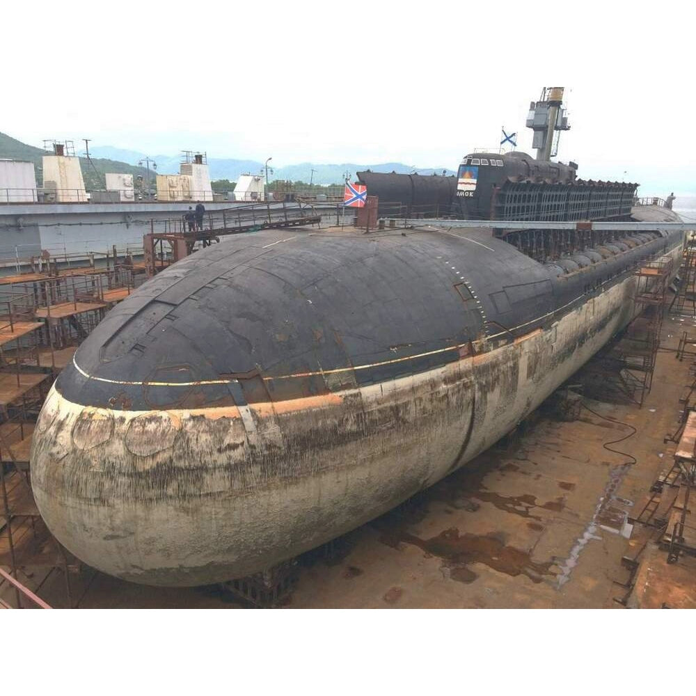 Russian K-141 Kursk Oscar II-Class Submarine (Project 949A) 36 Inches Model