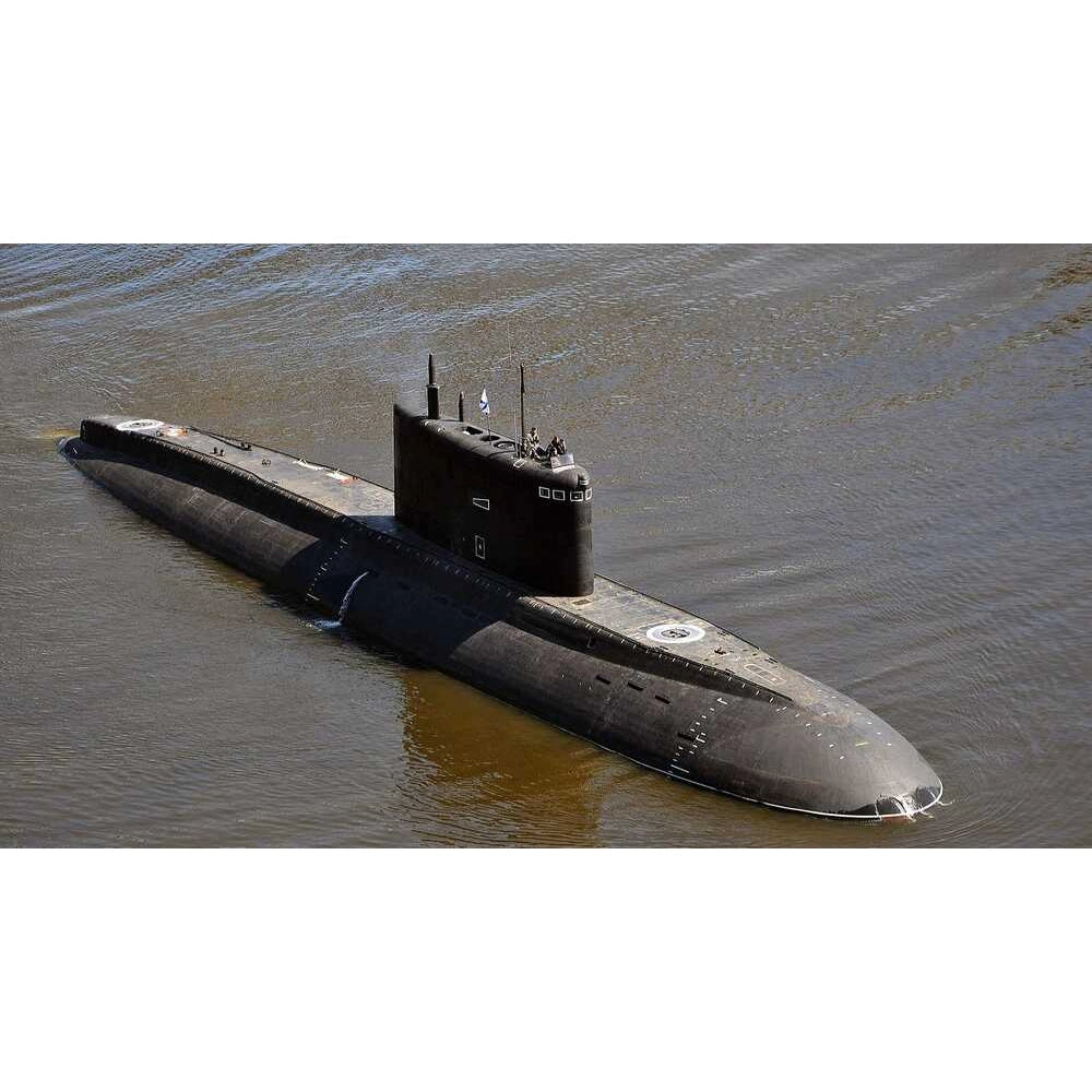 Russian B-871 Alrosa Kilo-Class Submarine (Project 877) 36 Inches Model