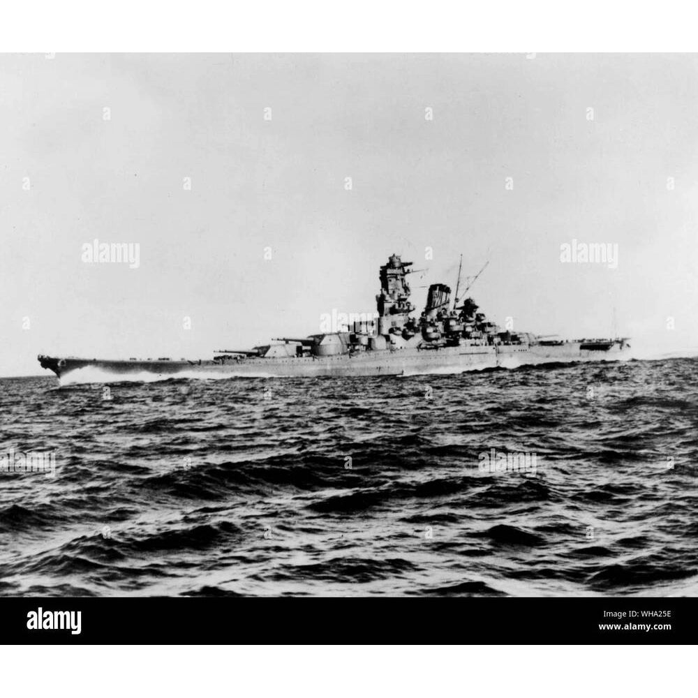 Japanese Yamato Battleship (1941) 36 Inches Model