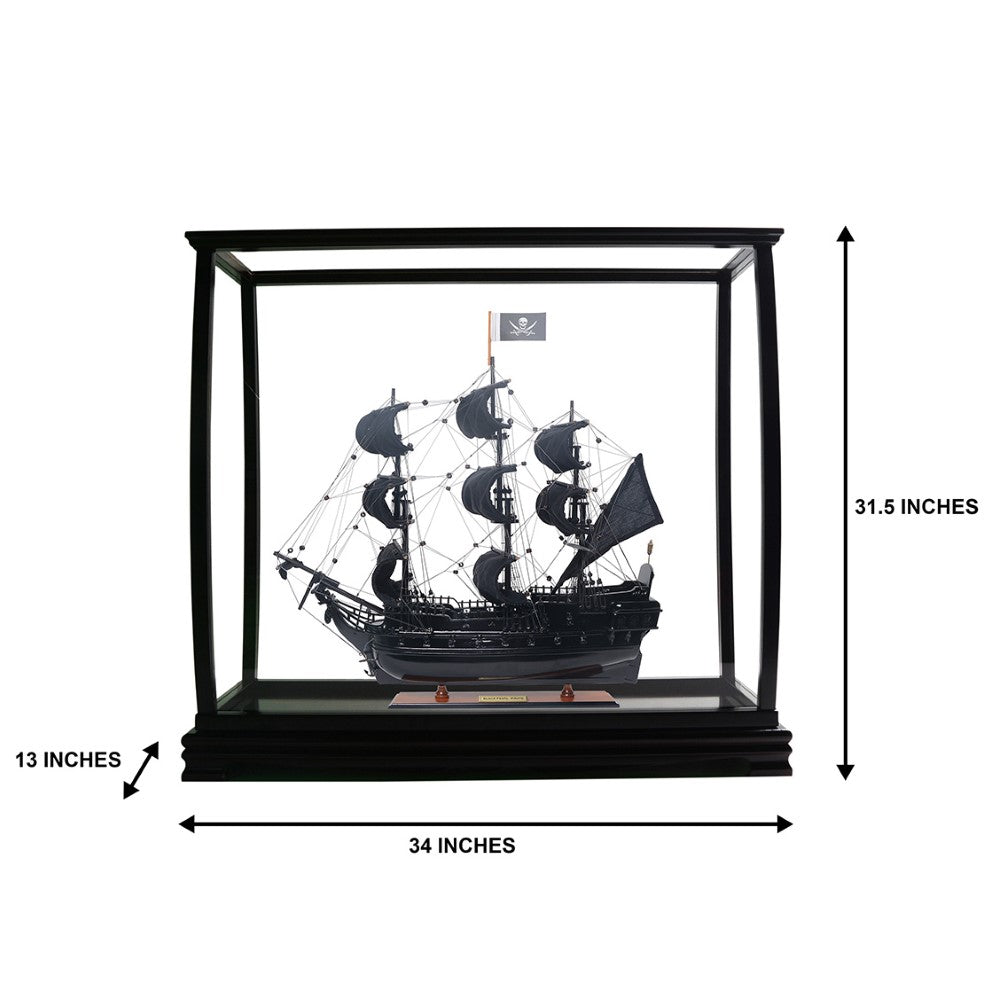 Display case for tall ship medium