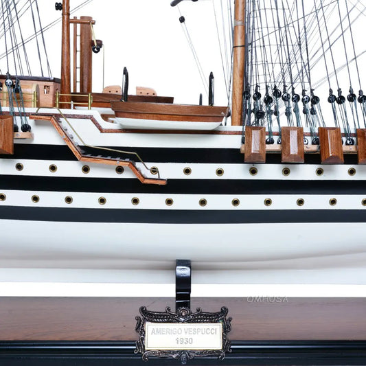 Amerigo Vespucci Painted Admiral Line