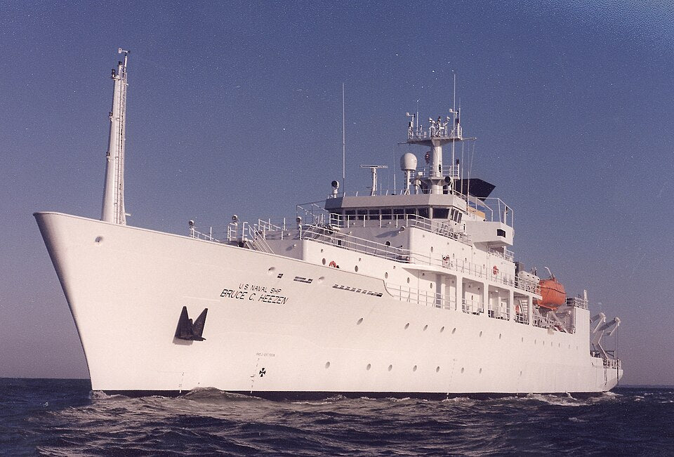 USNS Bruce C. Heezen (T-AGS 64) 30 Inches Ship Model