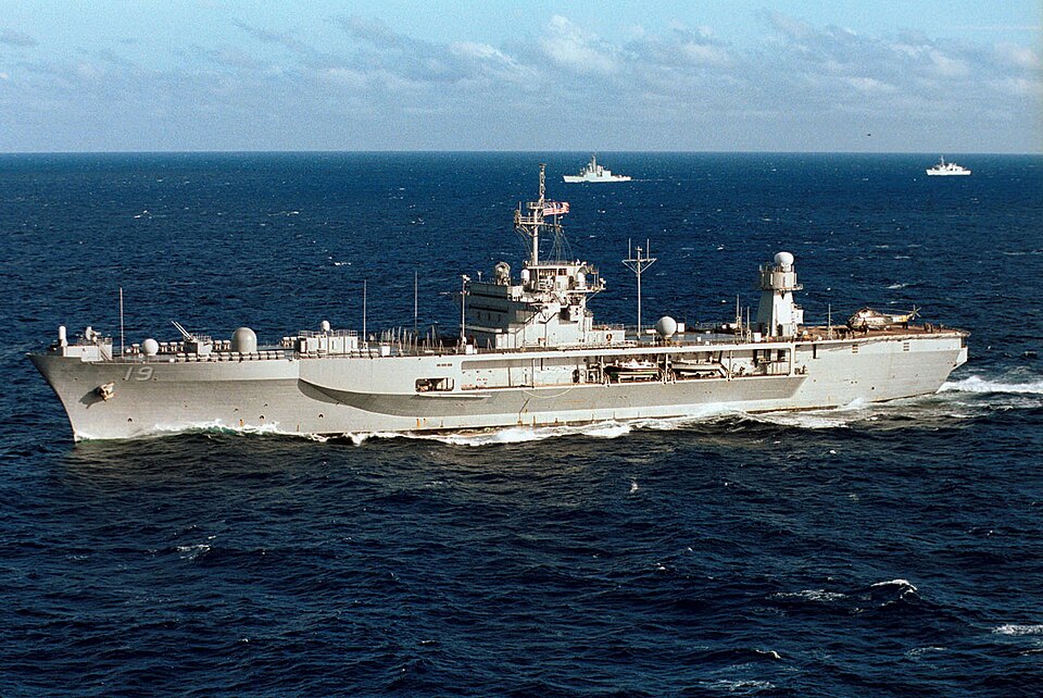 USS Blue Ridge (LCC-19) Command 30 inches Ship Model