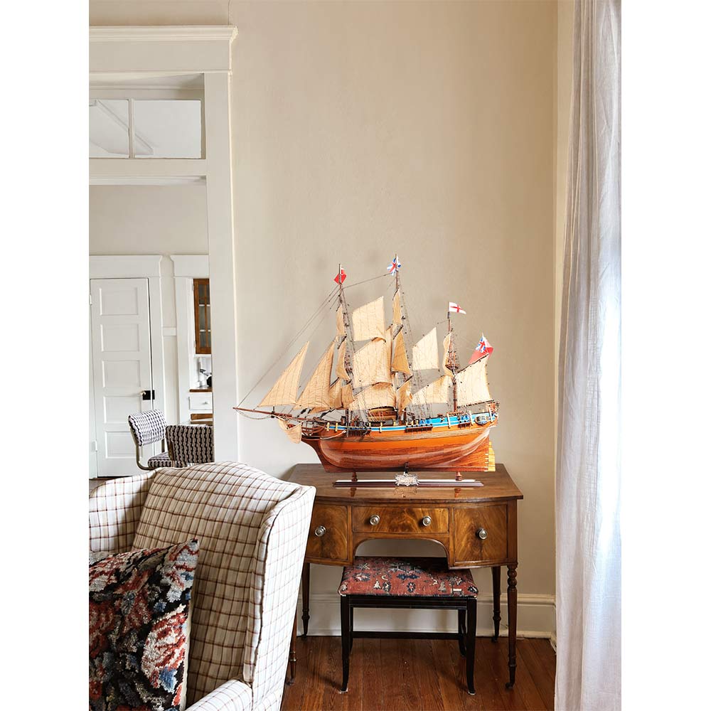 HMS Bounty Amiral Hattı