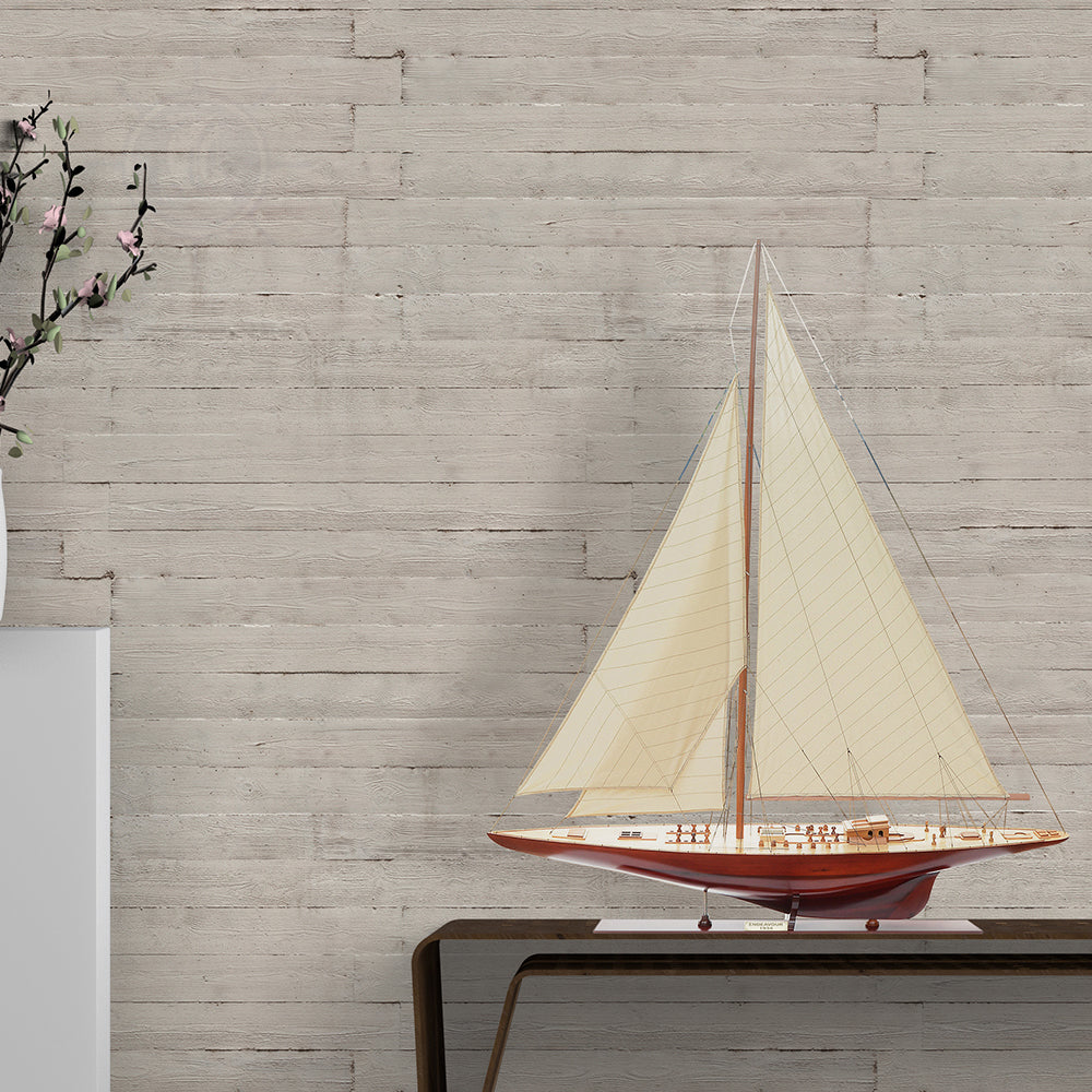 Endeavour XL Sailboat Model