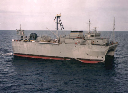 USNS Victorious (T-AGOS-19) 30 inches boat model