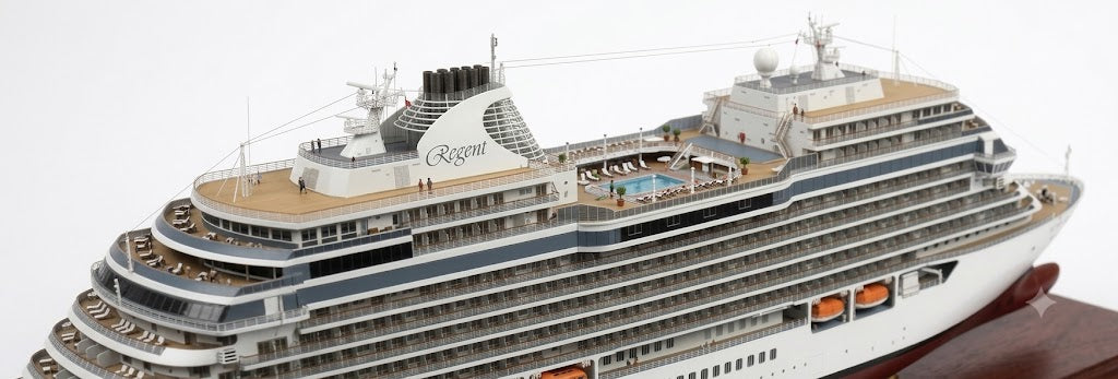 American Seven Seas Grandeur (Explorer-Class) Cruise Ship 30 Inches Model