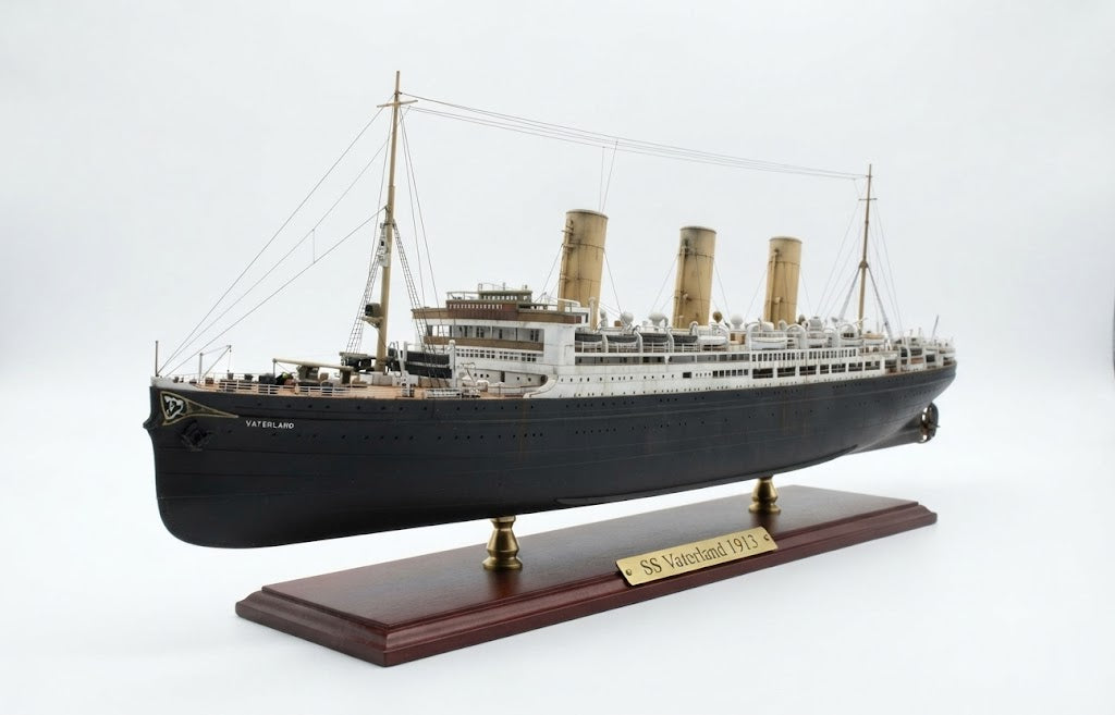 SS Vaterland (1913) Ocean Liner 36 inches boat model