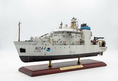 NOAA Ship Oscar Dyson (R 224) 30 Inches Ship Model