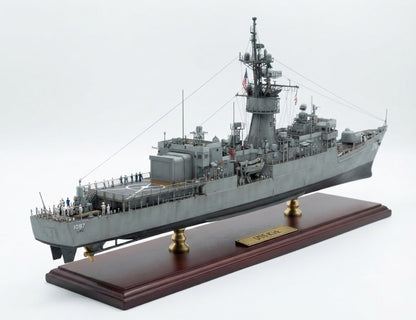 USS Kirk Destroyer Escort 36 inches boat model