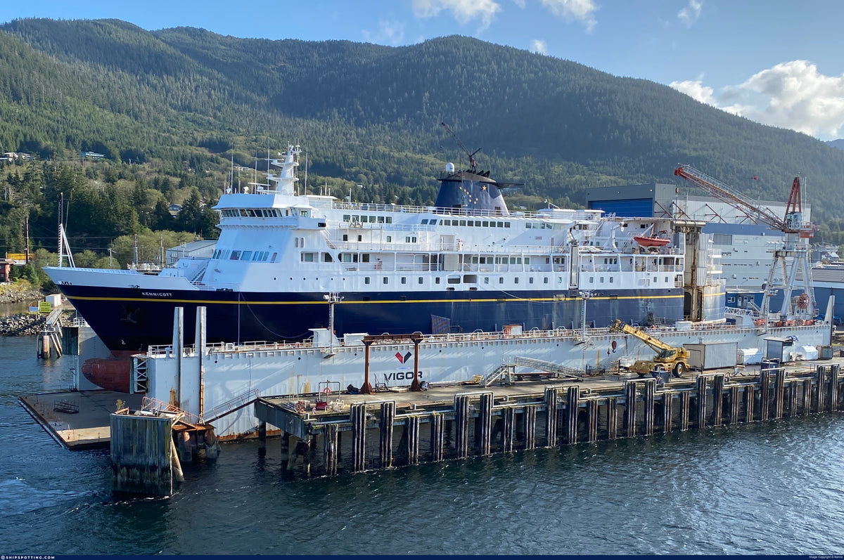 Kennicott Ferry 36 inches boat model