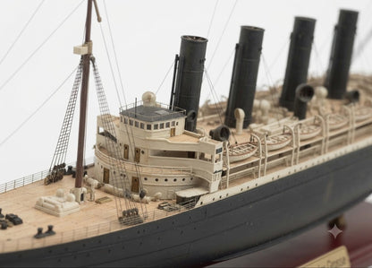SS Kaiser Wilhelm der Grosse Ocean Liner 30 inches boat model