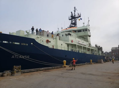R/V Atlantis Research 36 inches boat Model