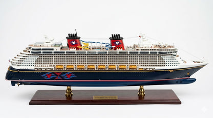 Disney Dream (Disney Cruise Line) 30 Inches Cruise Ship Model