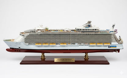 American Oasis of the Seas (Oasis Class) – Royal Caribbean 36 Inches Ship Model