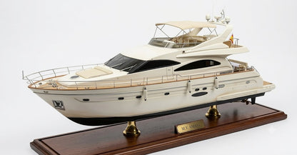 Maquette de bateau Astondoa 73 (série Flybridge) espagnole de 76 cm
