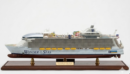 American Wonder of the Seas (Oasis Class) – Royal Caribbean 30 Inches Ship Model