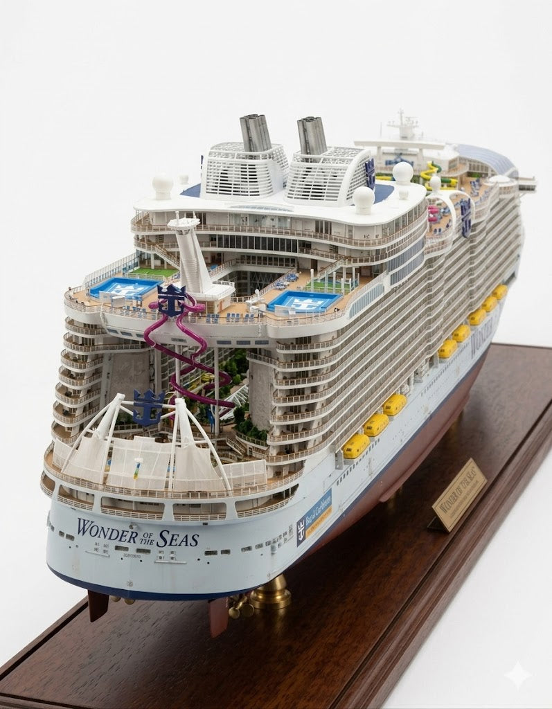 American Wonder of the Seas (Oasis Class) – Royal Caribbean 30 Inches Ship Model