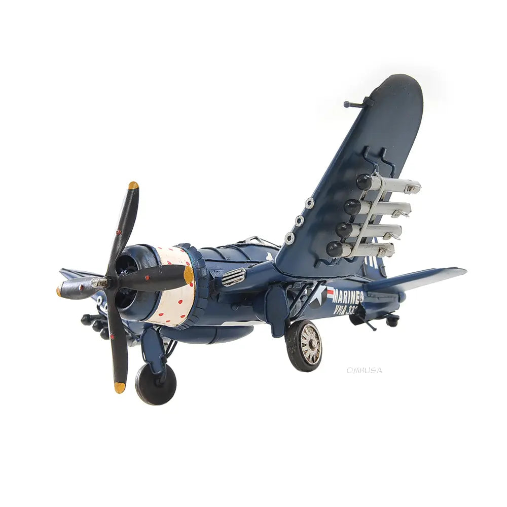 1944 F4U Corsair 1:31