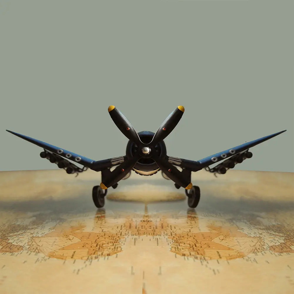 1944 F4U Corsair 1:31