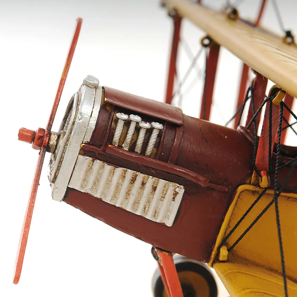 1918 Yellow Curtiss JN-4 1:24