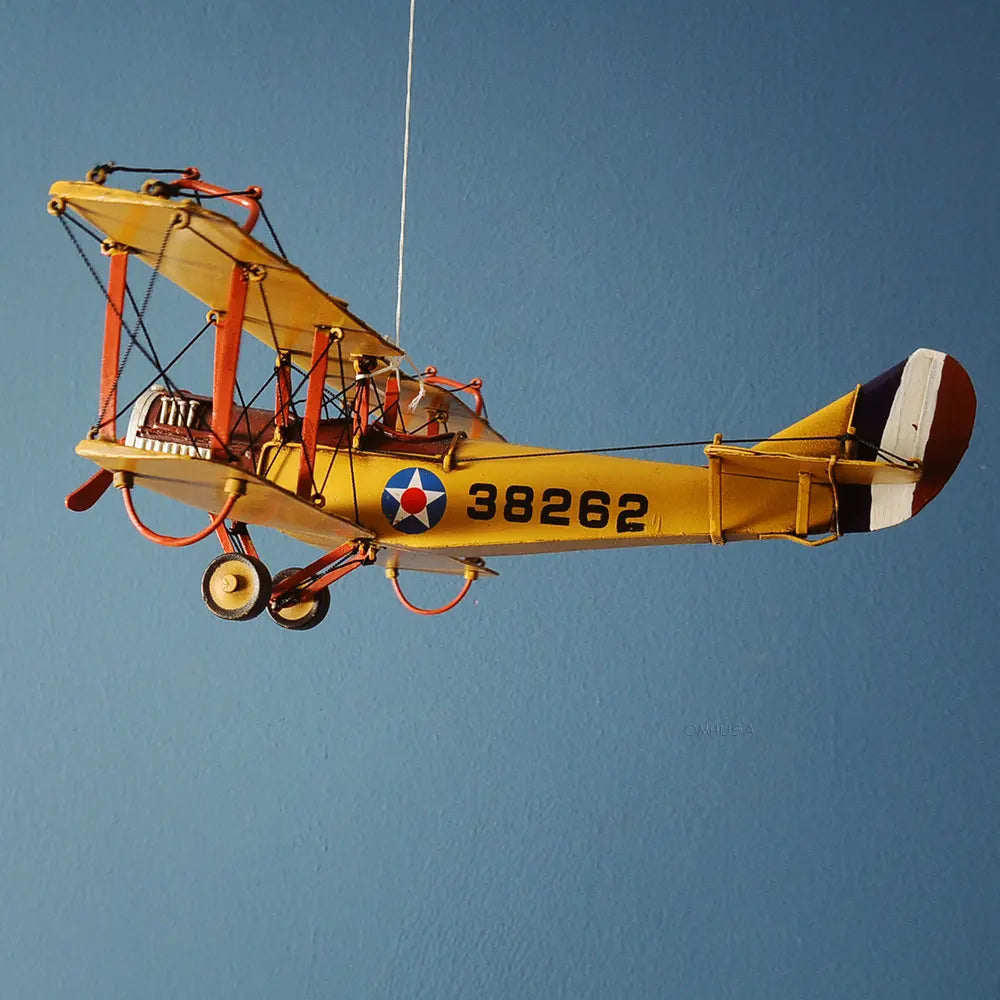 1918 Yellow Curtiss JN-4 1:24