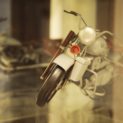 1942 Indian Model 741 Grey Motorcycle 1:7
