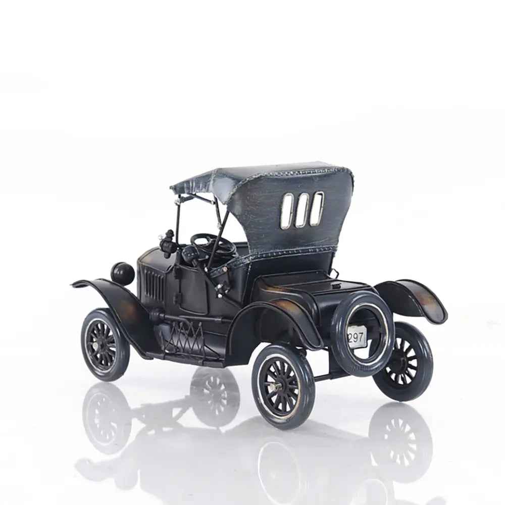 Black Ford Model T – Captain Heritage