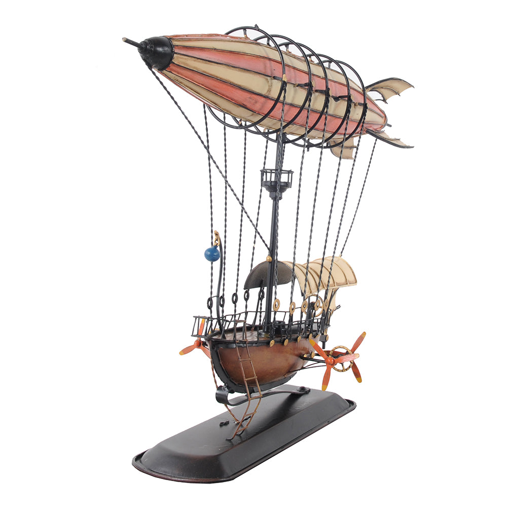 Maquette de dirigeable Steampunk
