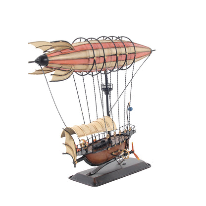 Maquette de dirigeable Steampunk