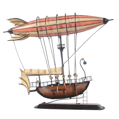 Maquette de dirigeable Steampunk