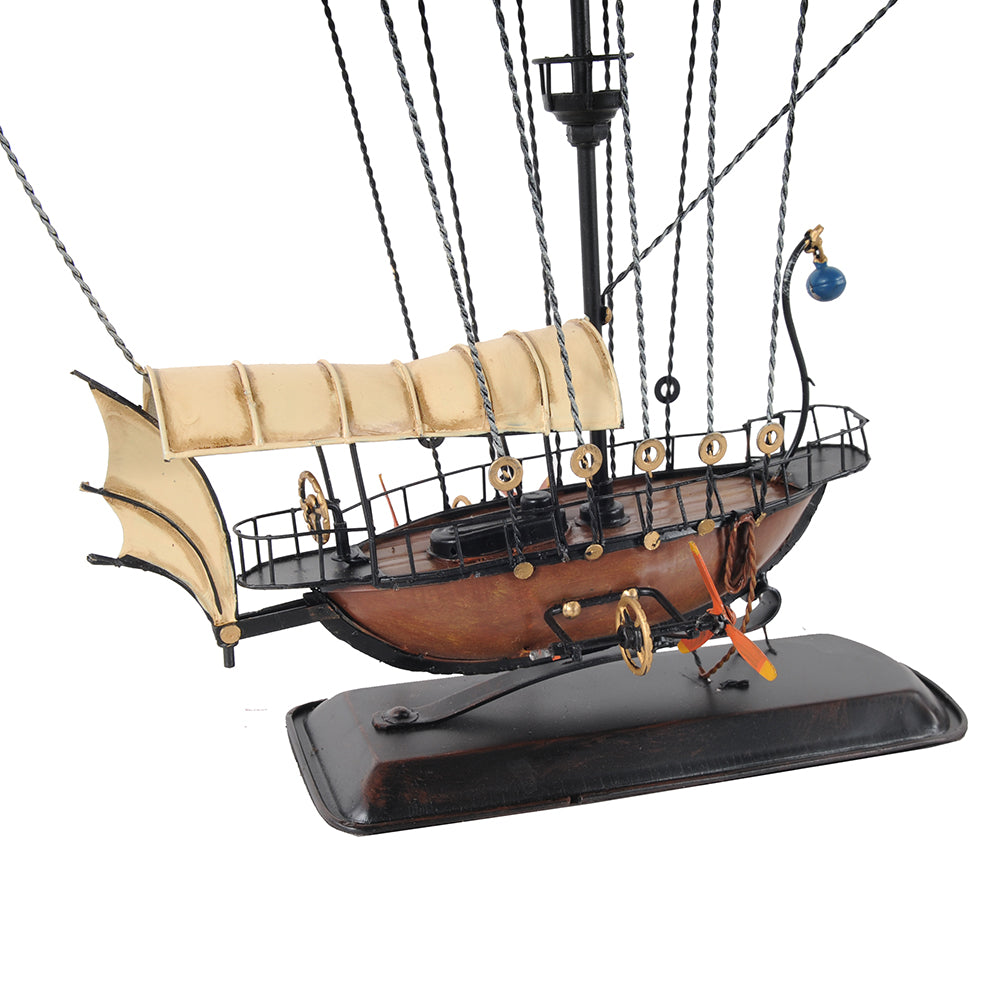 Maquette de dirigeable Steampunk