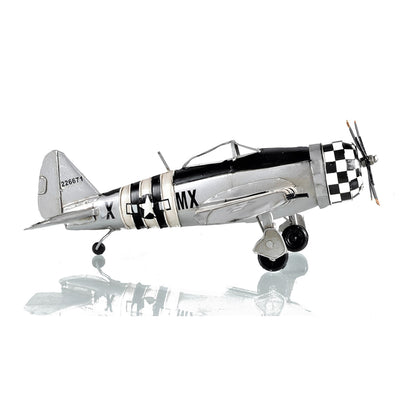 1943 Republic P-47 Bomber-Fighter