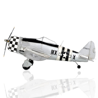 1943 Republic P-47 Bomber-Fighter