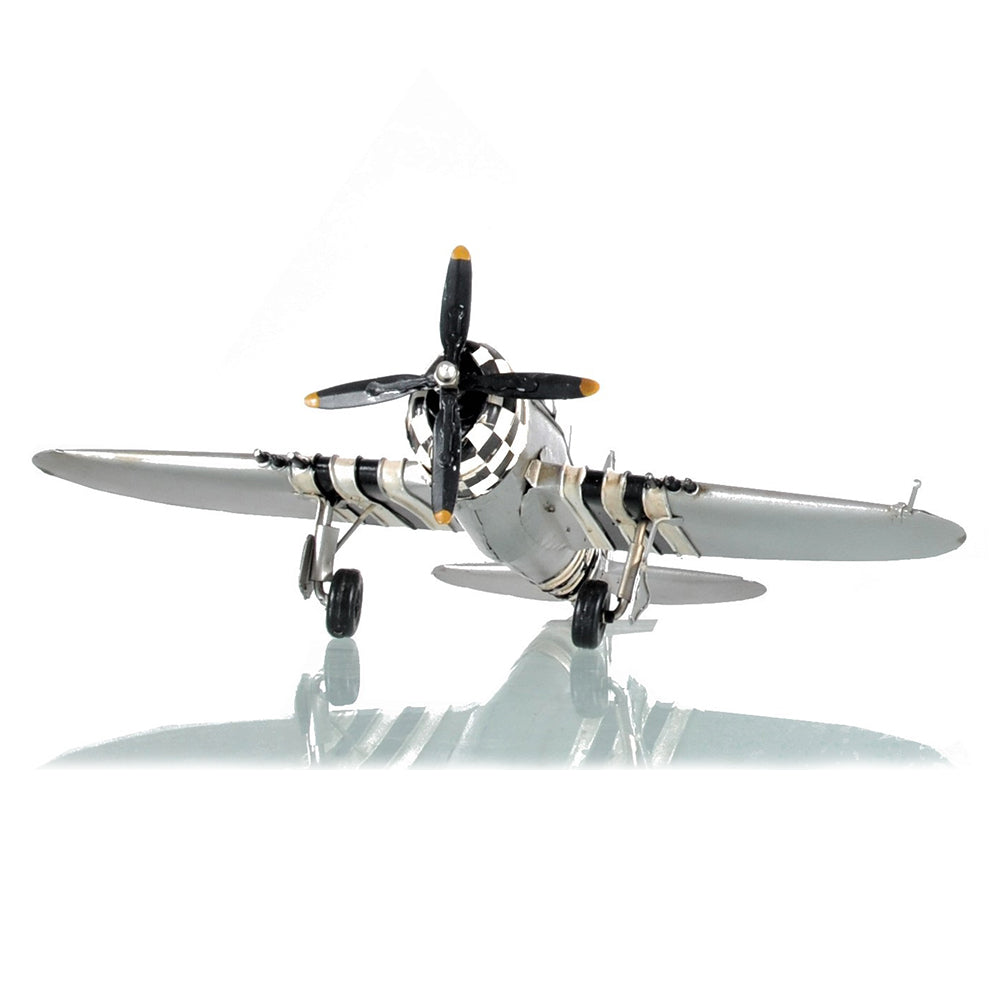 1943 Republic P-47 Bomber-Fighter