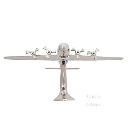 Avion en aluminium