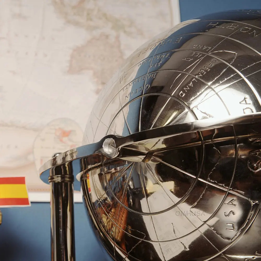 Globe en aluminium