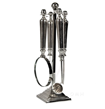 Lot de 4 : Loupe, ouvre-lettres, décapsuleur et éteignoir