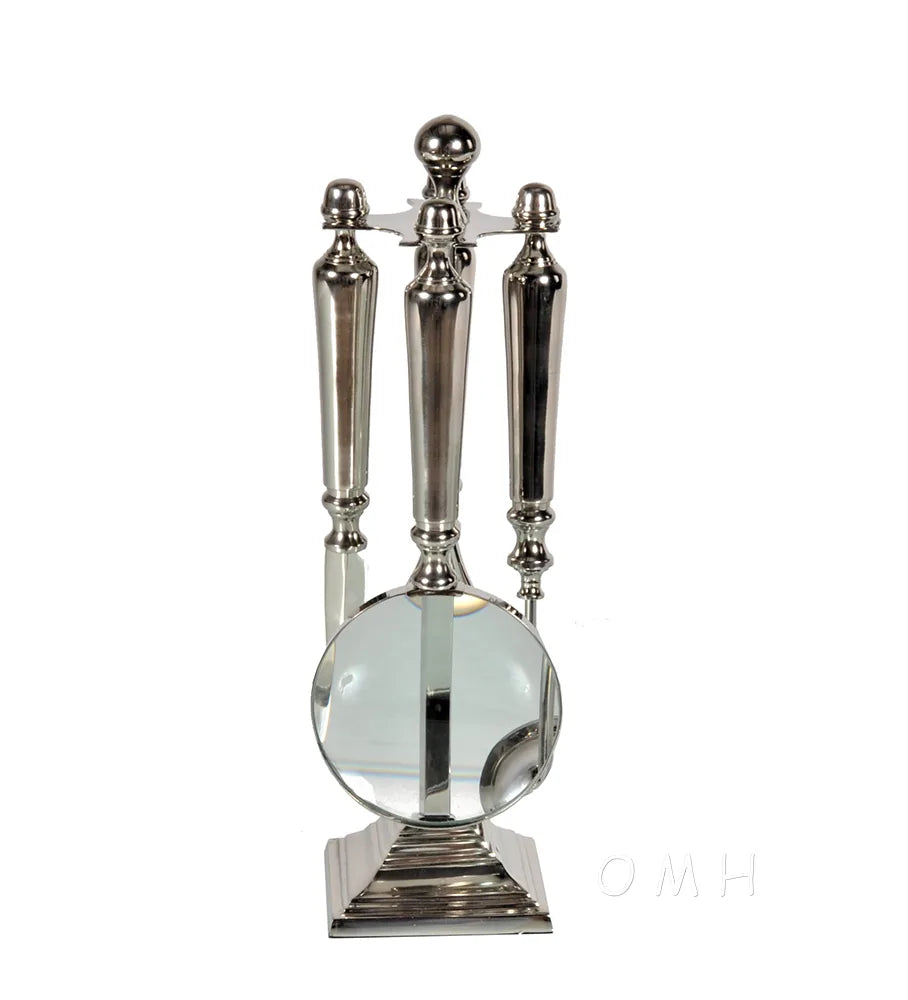 Lot de 4 : Loupe, ouvre-lettres, décapsuleur et éteignoir