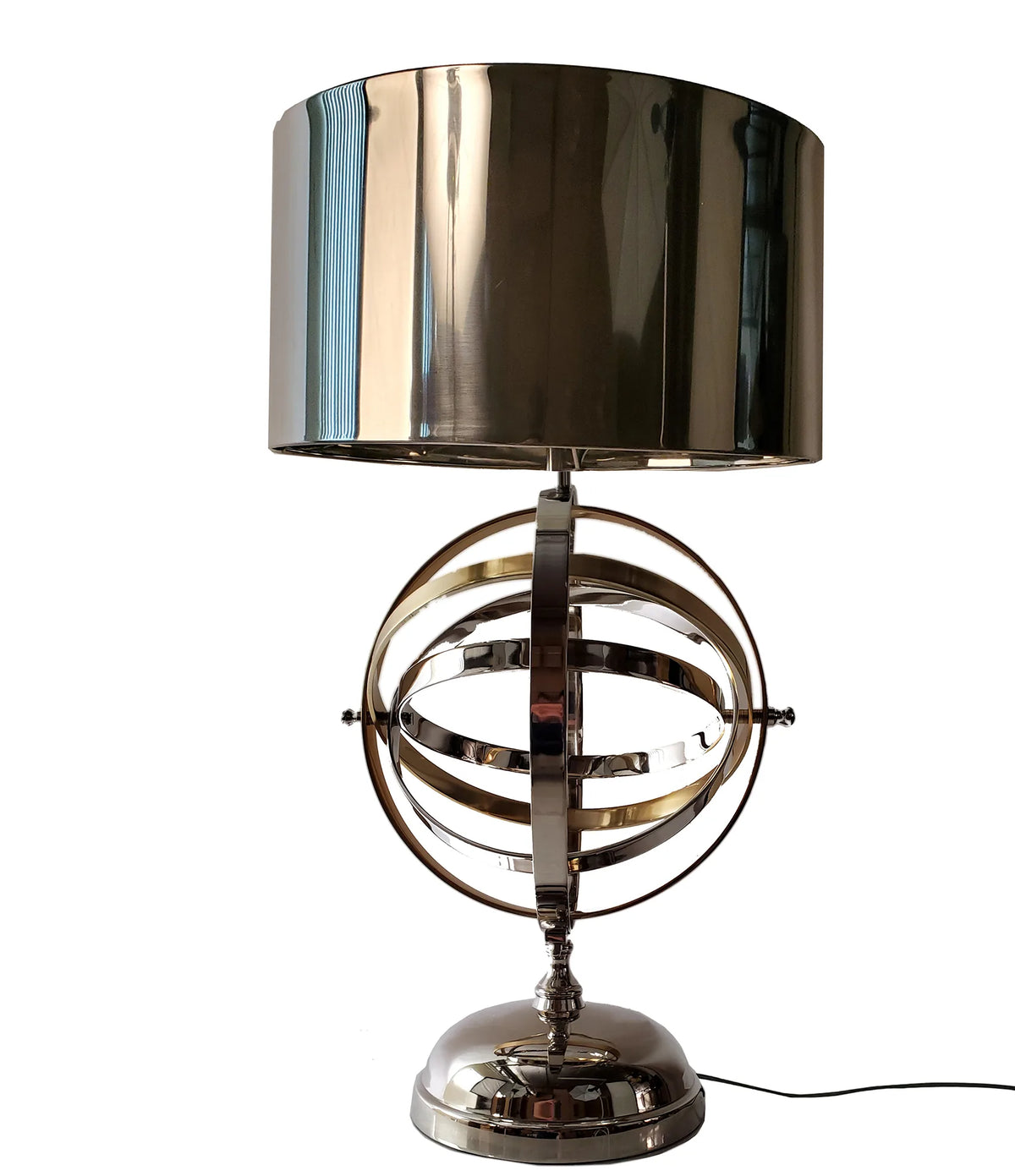 Lampe de table sphérique en aluminium