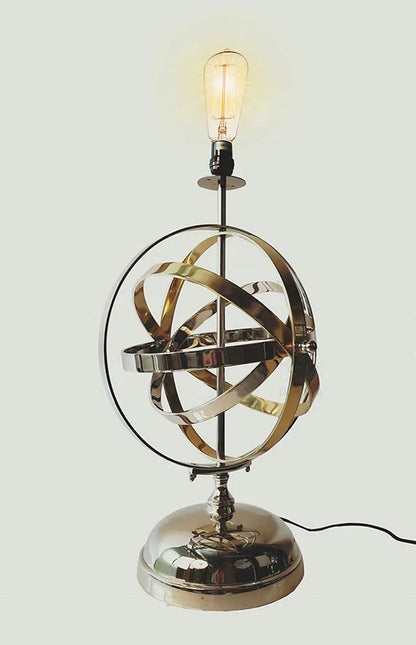 Lampe de table sphérique en aluminium