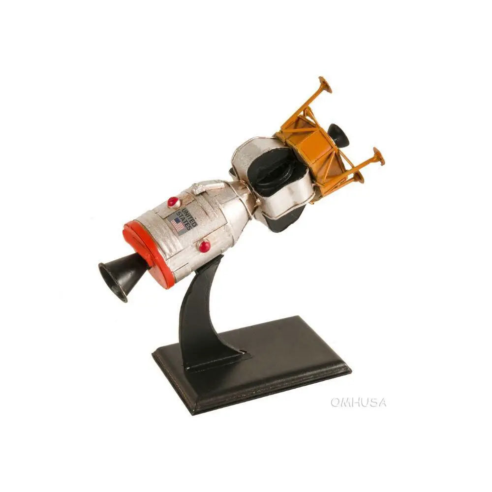 Apollo 11 Spacecraft Model – Captain Heritage