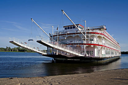 American Countess 30 inches Riverboat Model