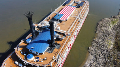 American Queen 30 inches Riverboat Model