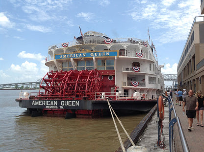 American Queen 30 inches Riverboat Model