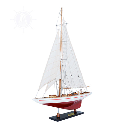 Endeavour Yacht Painted 24