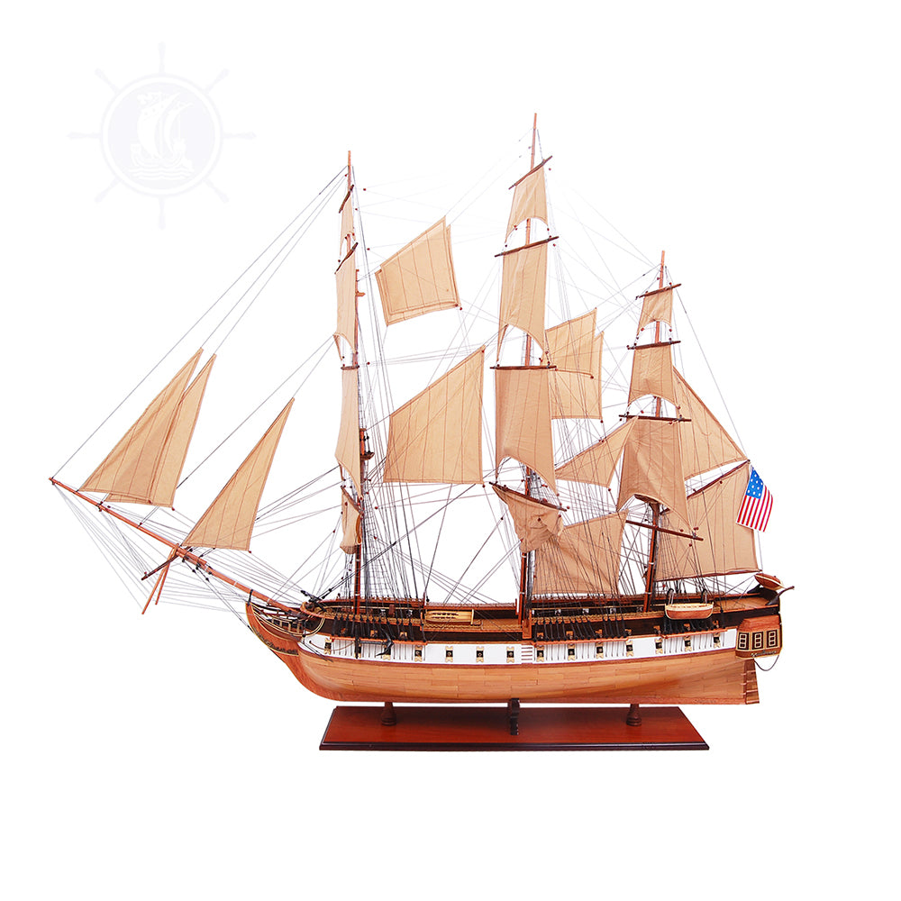 USS Constitution XL Ship Model (Limited Edition)
