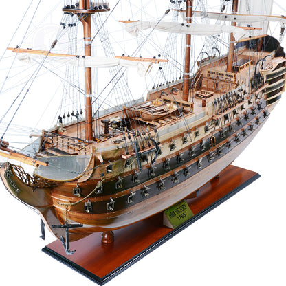 Maquette du navire de guerre HMS Victory XL, collection « Fleet Admiral Line Limited Edition »